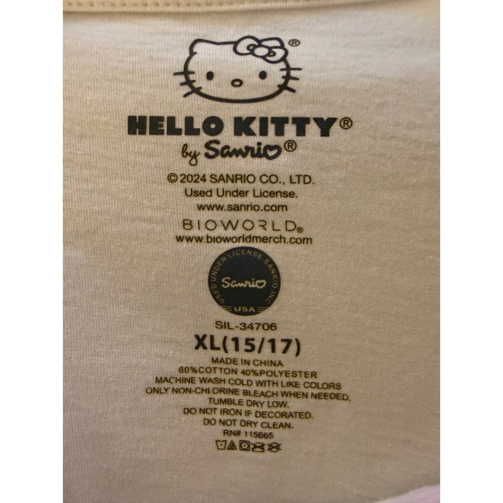 Hello Kitty Sanrio Rainbow Graphic T-Shirt White Bioworld XL 15/17 SIL-34706 - Picture 5 of 5